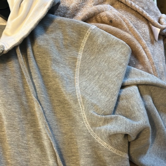 Jennifer Moore casual full zip hooded jacket - like new ! - Picture 7 of 8